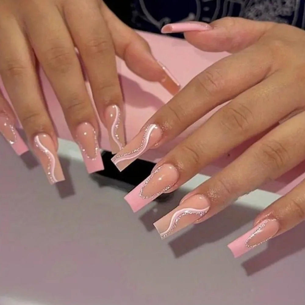 24 Pieces Fake Press On Nails